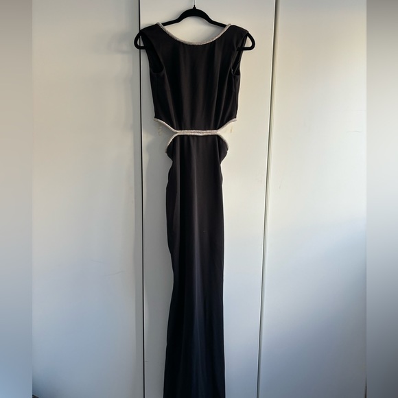 Fashion nova black maxi dress with cut outs - Picture 4 of 4